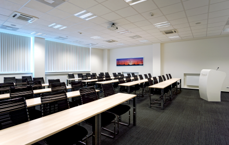 Showroom MAZAK Technology Center built by Takenaka Europe in 2015.