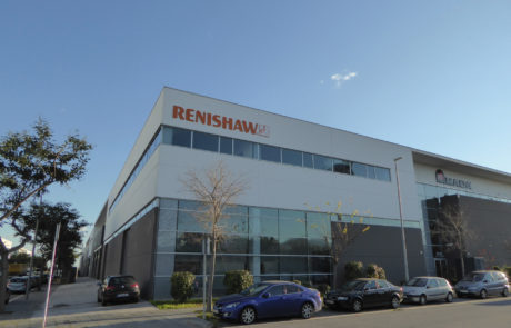 View from the outside on the RENISHAW Iberica building